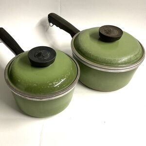 CLUB Saucepans and Lids 1qt. &1.5 qt. Vintage